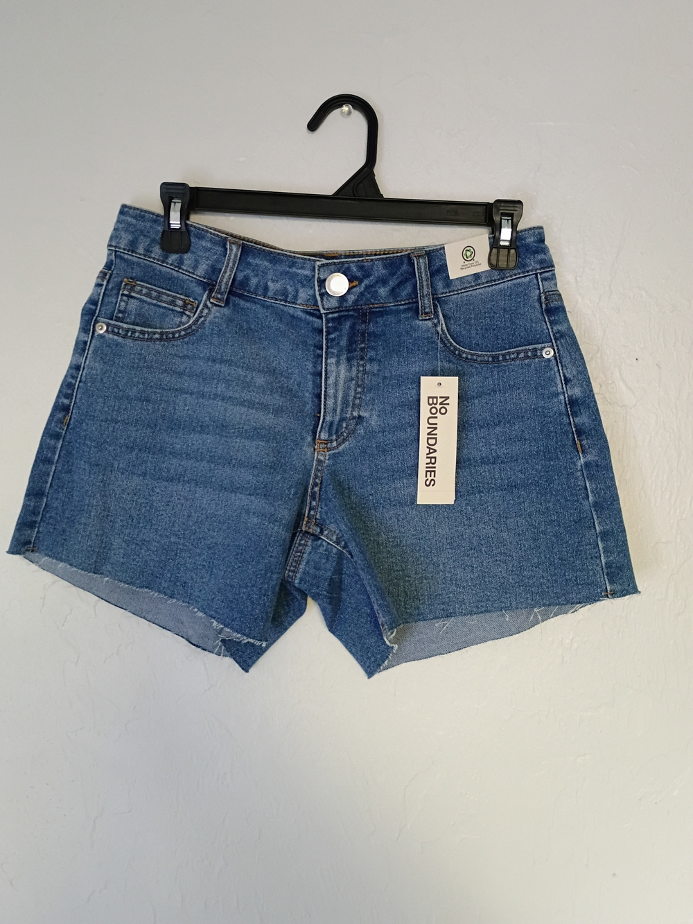 No Boundaries Blue Denim Raw Hem Cutoff Shorts SZ 4